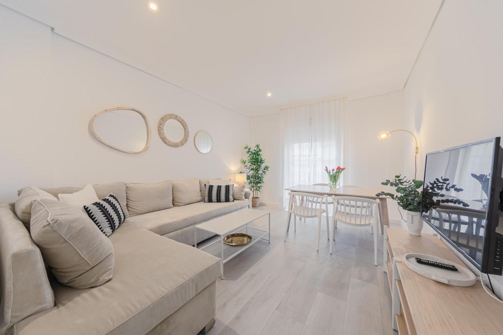 Isg Apartments Becquer Free Parking Inside The Building Sevilla Exterior foto